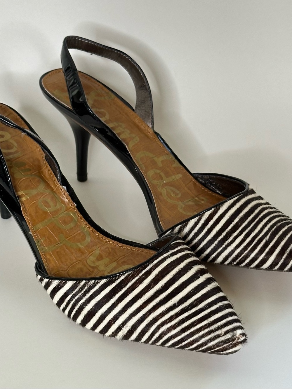 SOLD‎